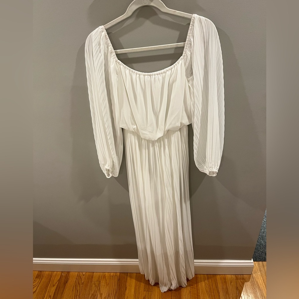 Elegant White Off-Shoulder Jumpsuit